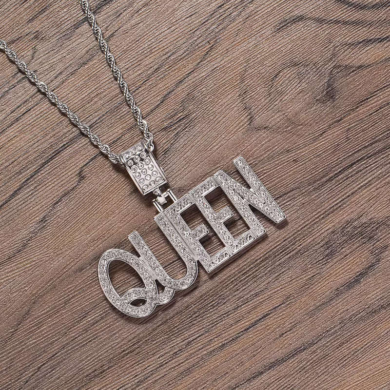 Hip Hop Iced Encrusted Queen Pendant and 20inch Rope Chain Product (Silver)