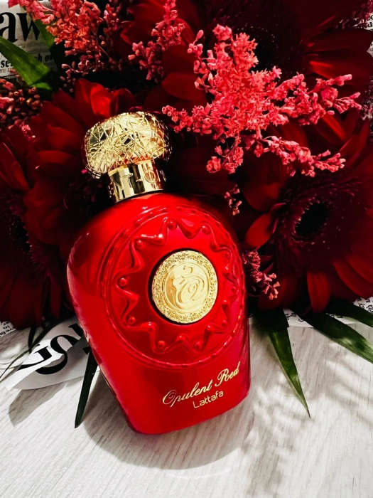 Lattafa Opulent Red 100 ml Eau De Parfum Floral scent
