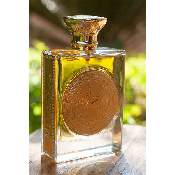 Ard al Zaafaran Mithqal 100 ml Eau De Parfum Leather scent