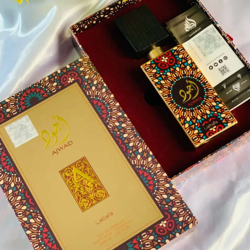 Lattafa Ajwad 60 ml Eau De Parfum Sweet scent