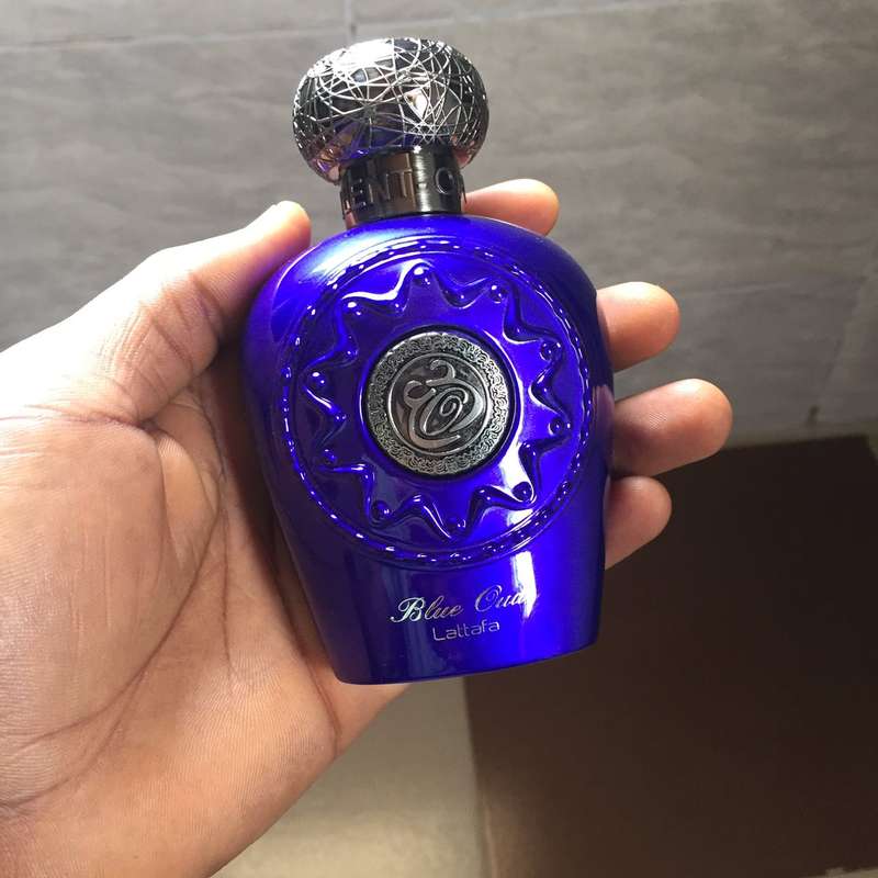 Lattafa Blue Oud 100 ml Eau De Parfum Oud scent