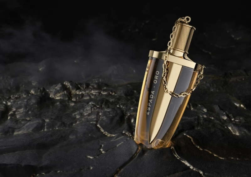 Le Chameau Espada Oro Pour Femme 100 ml Eau De Toilette Oud scent
