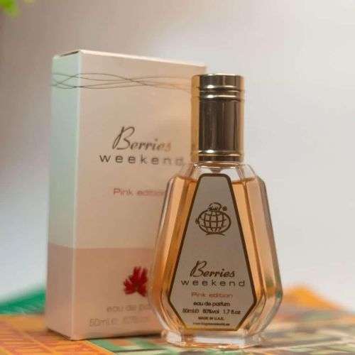 Fragrance World Berries Weekend Pink Edition 50 ml Eau De Parfum Sweet scent