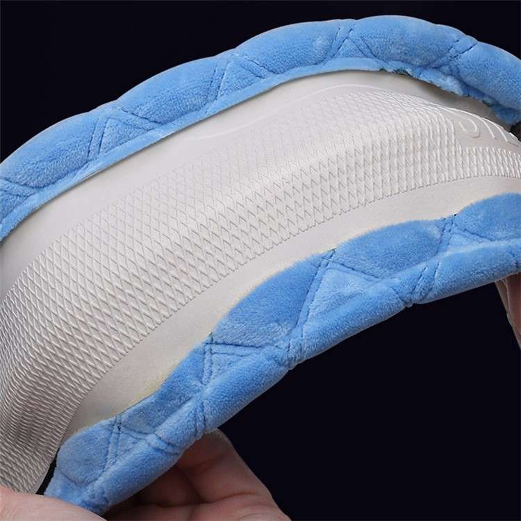 38cm D-shape Car Steering Wheel Cover Winter Fluffy Bear Steering Wheel Protector