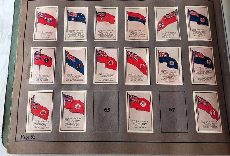 Cigarette card album - Glider Flag Album