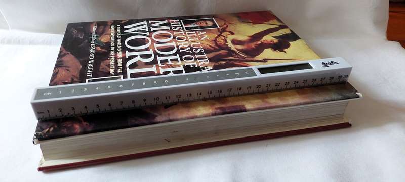 An illustrated history of the modern world - Esmond Wright
