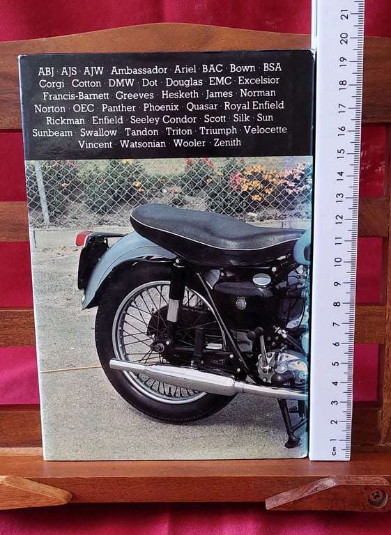 Hamlyn Post-war British Motor Cycles - C J Ayton