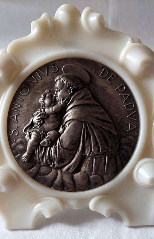 Vintage Medallion of the icon Saint Anthony of Padua