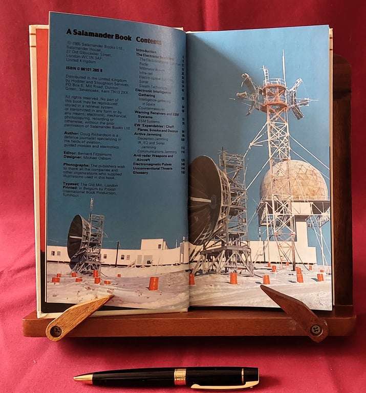 An Illustrated guide to the techniques and equipment of Electronic Warfare - Doug Richardson