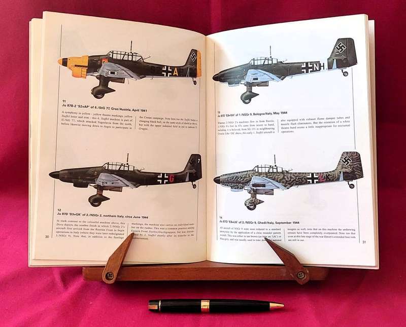 Aircraft of the Aces - Junkers Ju 87 over the Mediterranean - Juan Azaola