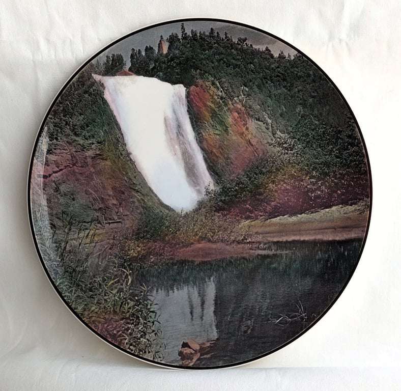 Royal Doulton wall plate - Montmorency Falls near Quebec City -D 6472