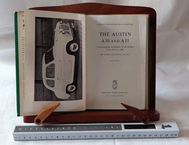 Odhams Owner- Driver  Handbooks - The Austin A30 and A35 - Nigel Graham