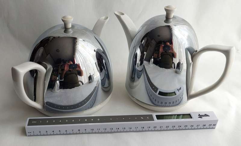 4 Piece - Vintage Porcelain Coffee & Tea Set based on the "Ever Hot" style