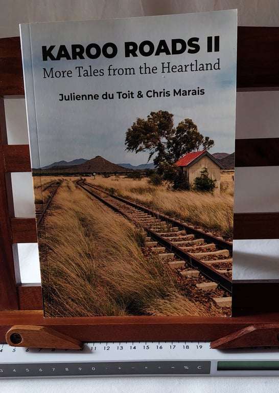 Karoo Roads II - Julienne du Toit & Chris Marais