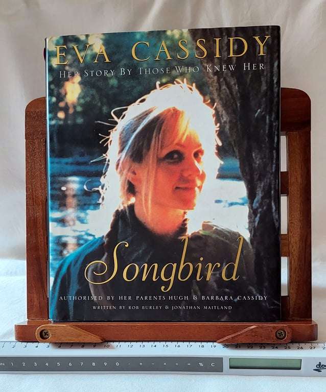 Eva Cassidy - Songbird - Rob Burley & Jonathan Maitland