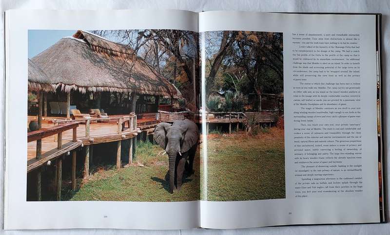 Mombo - Okavango's Place of Plenty - Mike Myers, Penny Hoets Grant Woodrow