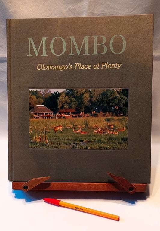 Mombo - Okavango's Place of Plenty - Mike Myers, Penny Hoets Grant Woodrow