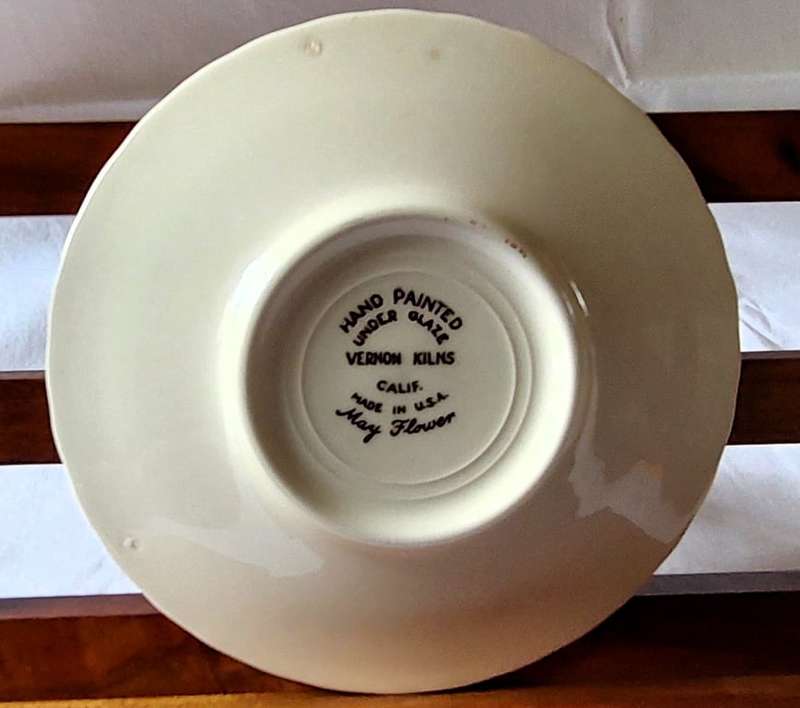 Vintage hand-painted Vernon Kilns "May Flower" pattern Plate