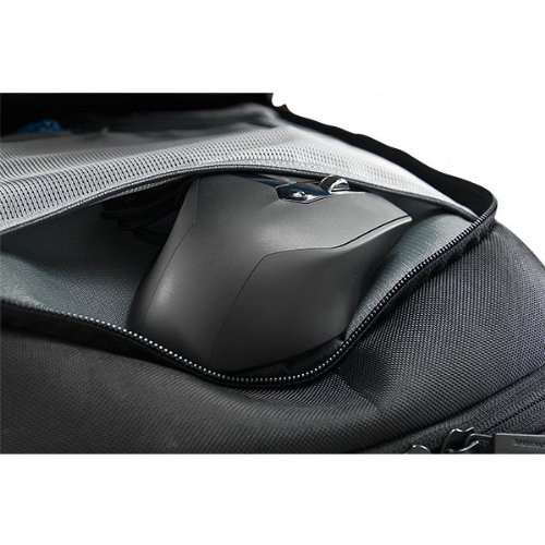 Alienware Vindicator Backpack 18-Inch (AWVBP18)