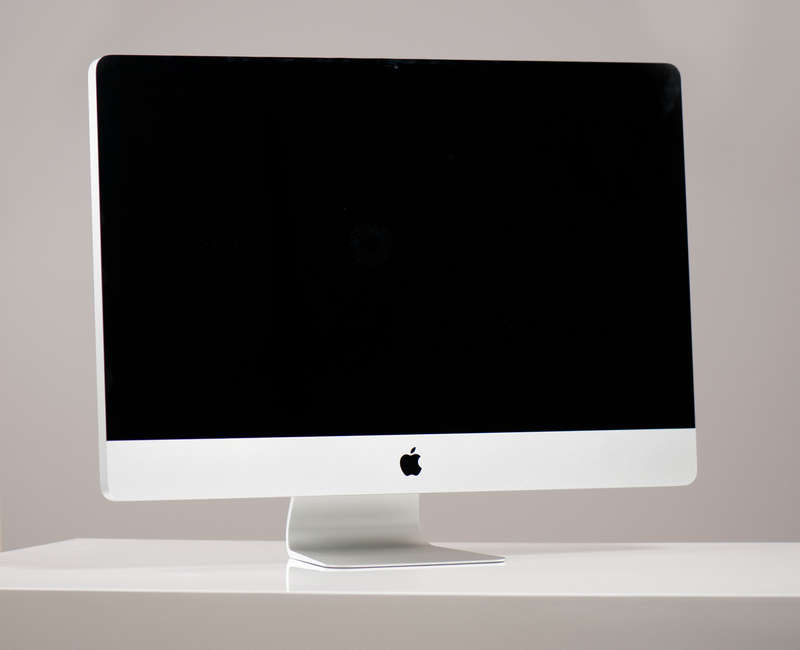 https://images.anandtech.com/reviews/mac/imac2011/_DSC6126.jpg