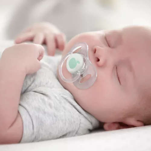 9 out of 10 babies accept our pacifiers*