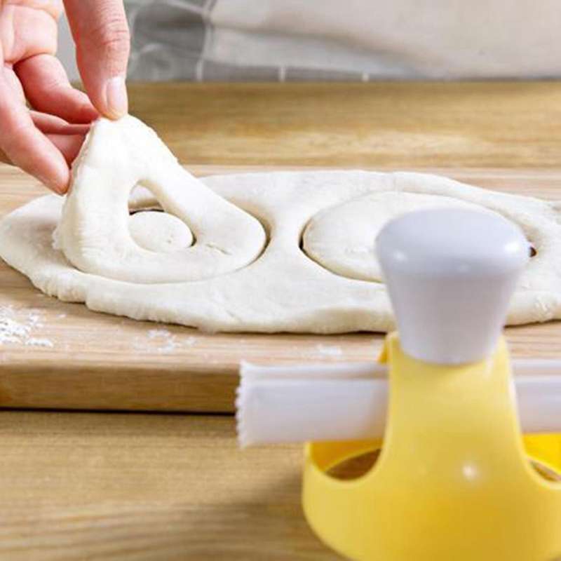 Donut Mold with Dipping Tongs, Hollow Bread Mold, Baking Tool, Mold
