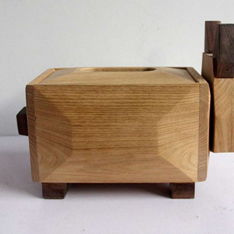 Creative Solid Wood Tissue Box Cute Animal Shape Seat Type Tissue B
