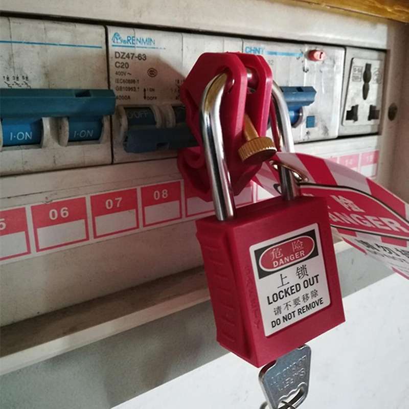 Circuit Breaker Lockout Device with Screw Circuit Lock Universal
