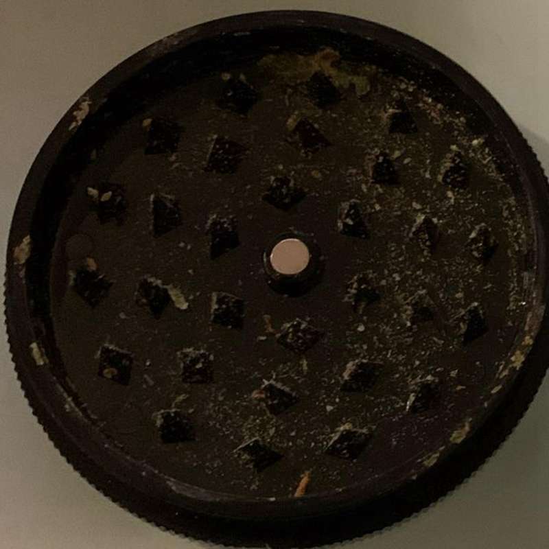 2x 63mm 2 Layer Plastic Tobacco Grinder Herb Grinder