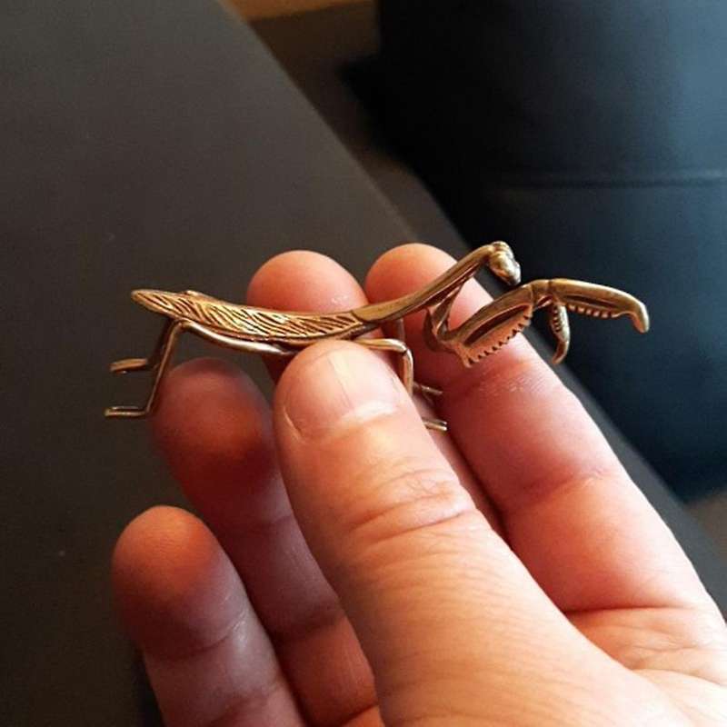 Copper Mantis Miniature Tea Pet Antique Insect Figurine Desk Decor