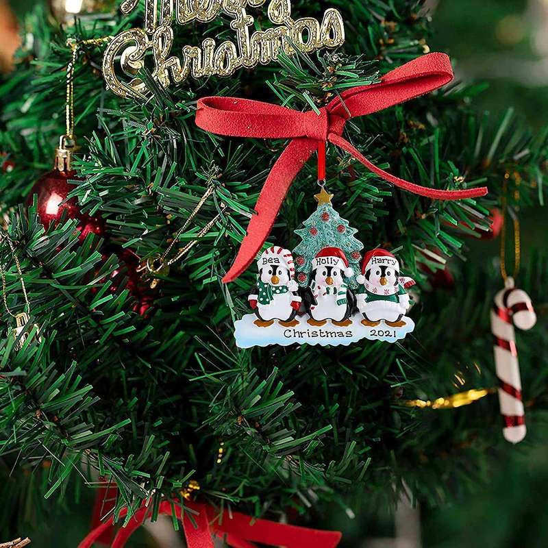 Personalized Penguin Family Christmas Tree Ornament (family Of 3)