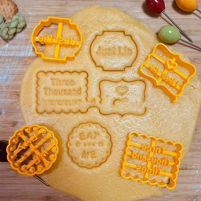 4pcs I Love You Eat Me Three Thousand Times Just Lie Molds for Baking