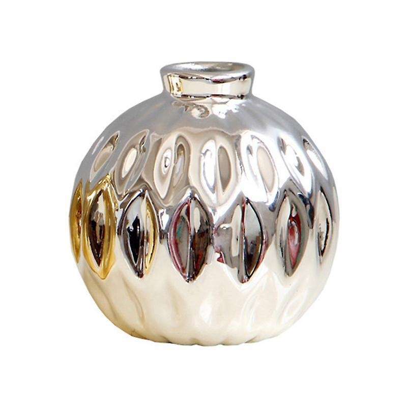 Small Vase Small Flower Embossed Fish Lip Pattern Crafts (silver)