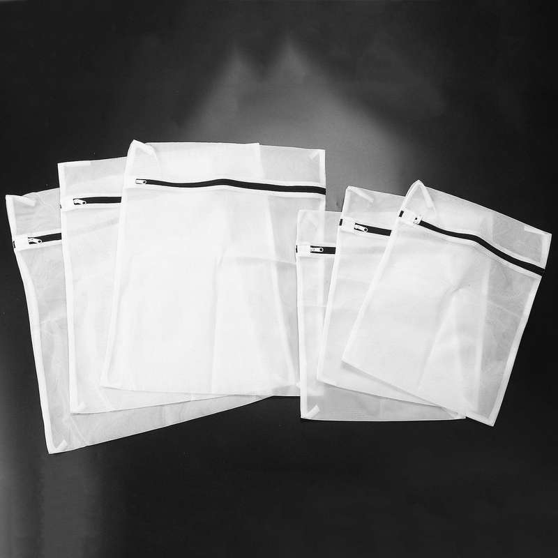 Set Of 6 Mesh Laundry Bags with Zip Lock-3 Large & 3 Medium