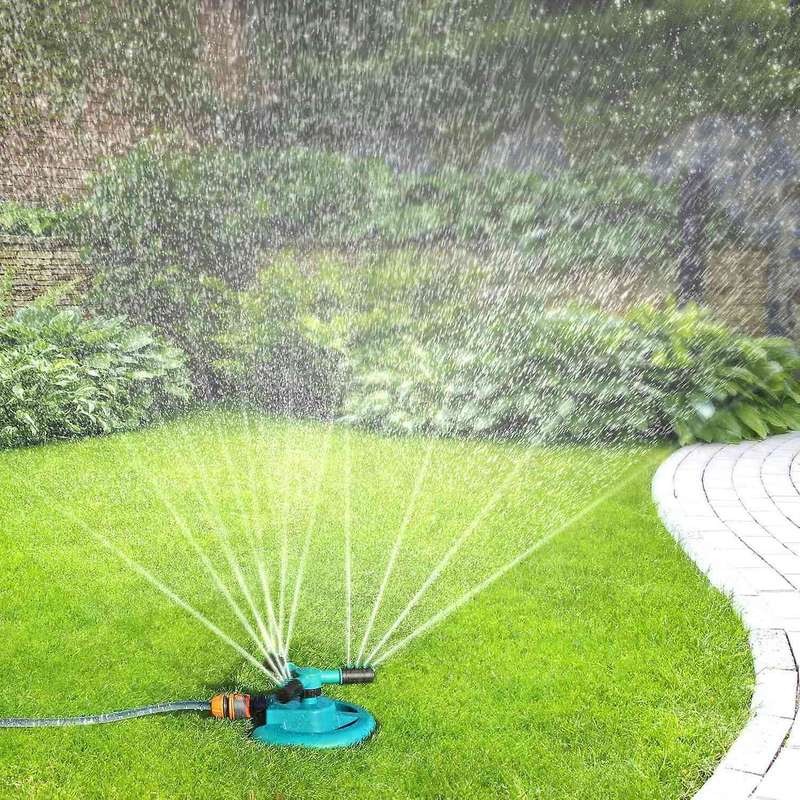 Adjustable Lawn Sprinkler 360 Degree 3 Arm Rotating Sprinkler