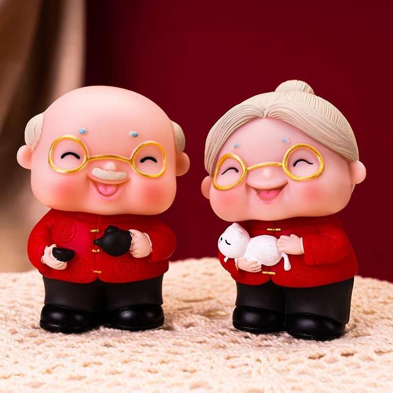 Old Man and Old Lady Baking Cake Decoration Birthday Cake Decoration