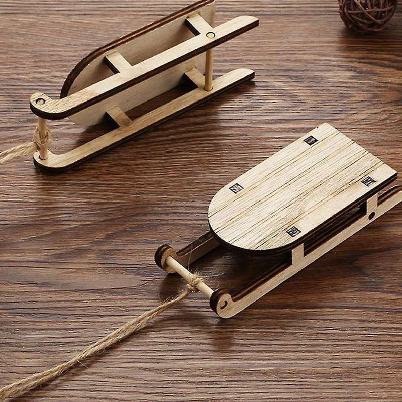 8pcs Creative Delicate Durable Practical Portable Xmas Mini Sleighs