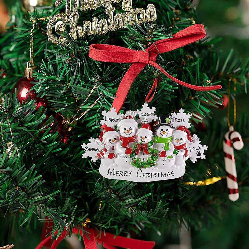 Personalized Snowman Family Of 5, Christmas Tree Ornament - Snowman