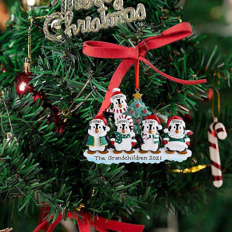 Personalized Penguin Family Christmas Tree Ornament (family Of 5)