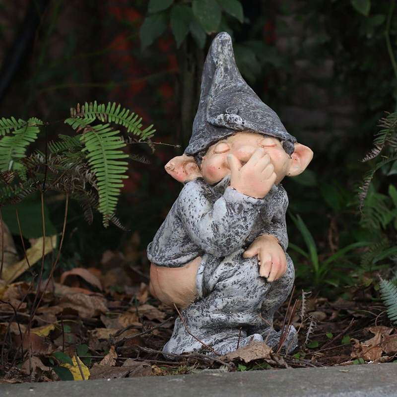 Gnome Pooping Miniature Statue Funny Resin Dwarf Lifelike Wacky Gift