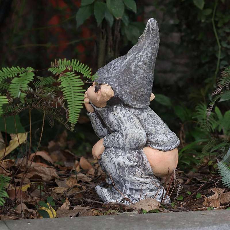 Gnome Pooping Miniature Statue Funny Resin Dwarf Lifelike Wacky Gift