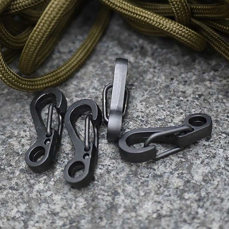 10pcs/lot Mini Sf Spring Backpack Keychain Hooks-black