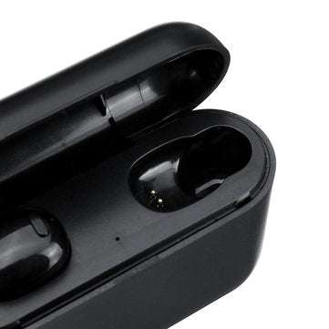 P9 Professional Waterproof Sports bluetooth 5.0 TWS HiFi Stereo Headset Earphone with 2200mAh Power
