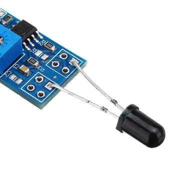 5pcs LM393 3 Pin IR Flame Detection Sensor Module Fire Detector Infrared Receiver Module Geekcreit f