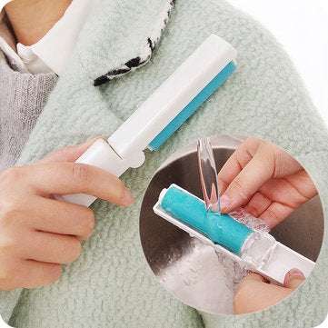 Portable Folding Reusable Washable Sticky Picker Cleaner Lint Roller Pet Hair Remo... (COLOR.: BLUE)