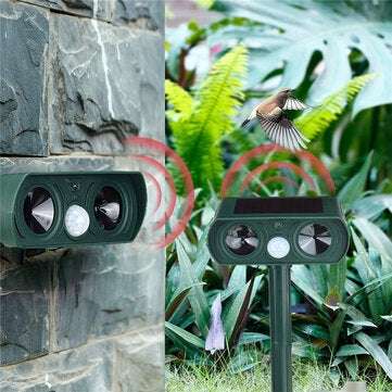 Solar Power Ultrasonic Animal Repeller Garden Pest Cat Deer Raccoon Repellent