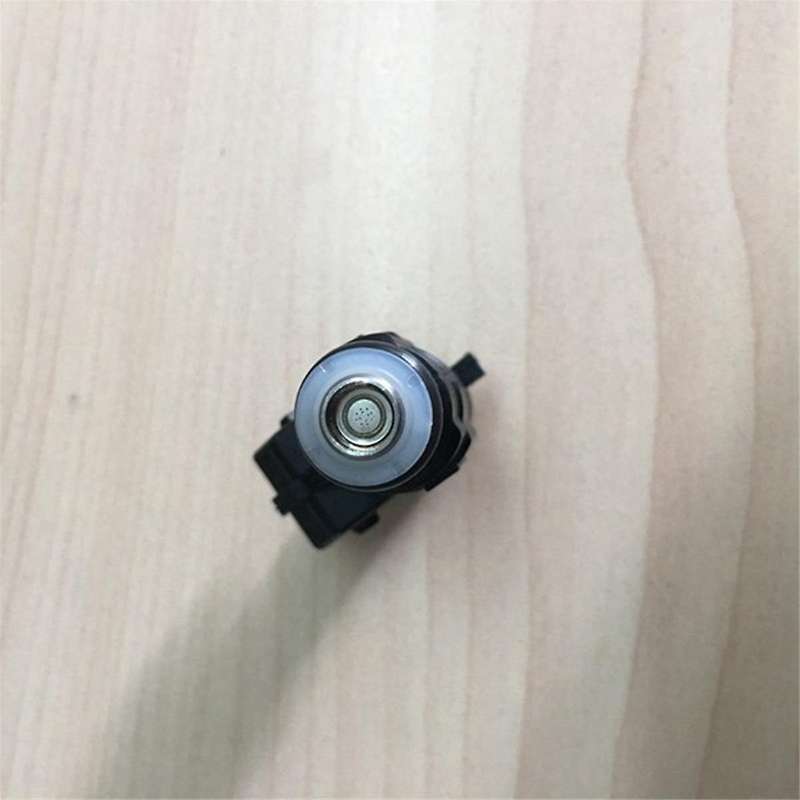 0280156403 Fuel Injector Car Accessories for GOLF SAVERIO SPACEFOX VOYAGE CROSSFOX 1.6T 032906031R