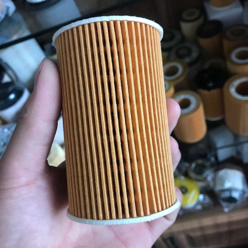 03L115562 03L115466 Engine Oil Filter for Seat with 2.0L TDI 2012 2013 2014 2015