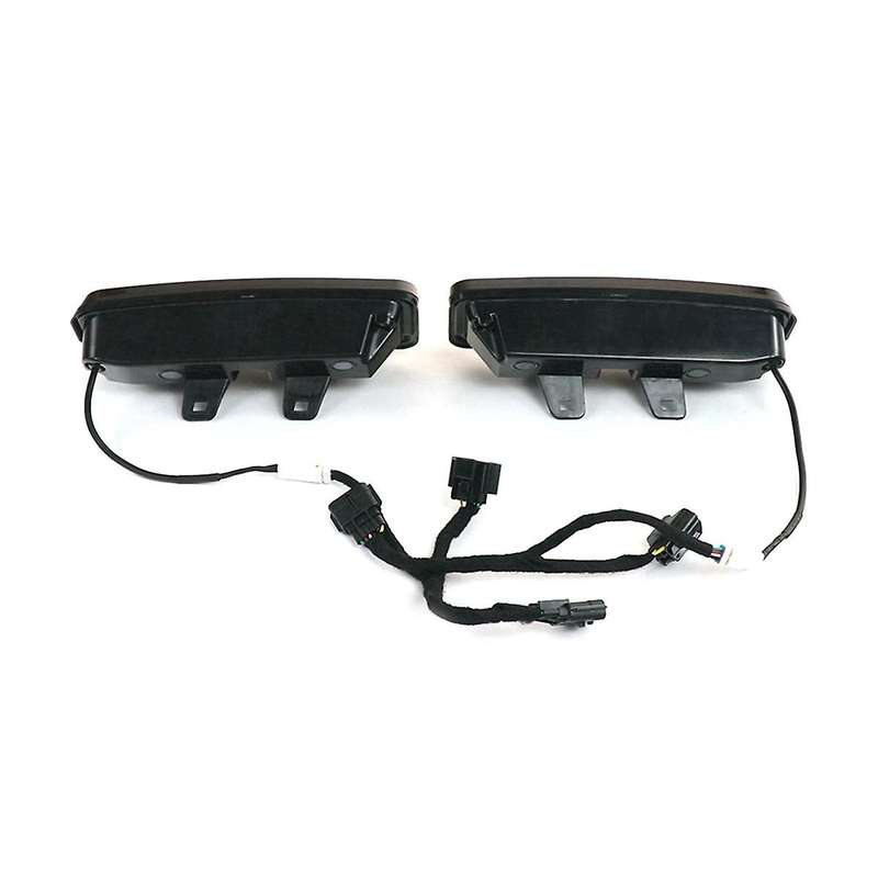 1 Pair Car LED Rear Bumper Light Reflector Tail Brake Stop Lamp Turn Signal Light for 2020-2023