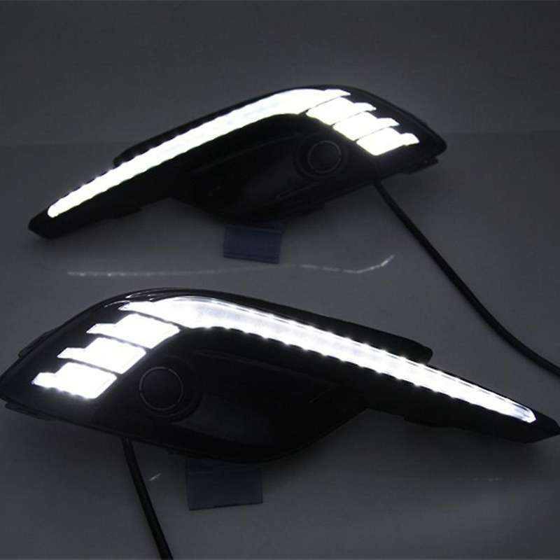 1 Pair LED Daytime Running Light Dynamic White & Amber Turn Signal DRL Fog Lamp for 3 Axela 2017 201